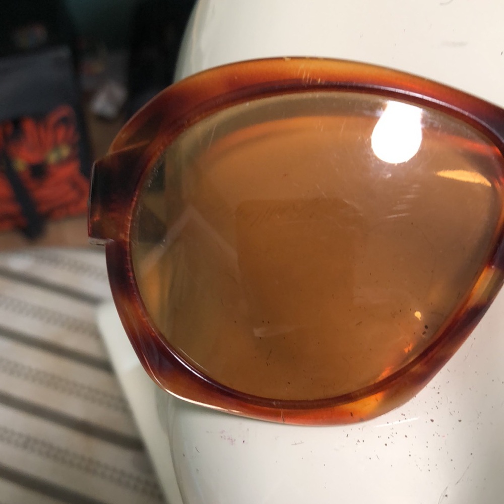 Vintage Aviator Tortoise Shell Sunglasses - Picture 4 of 6